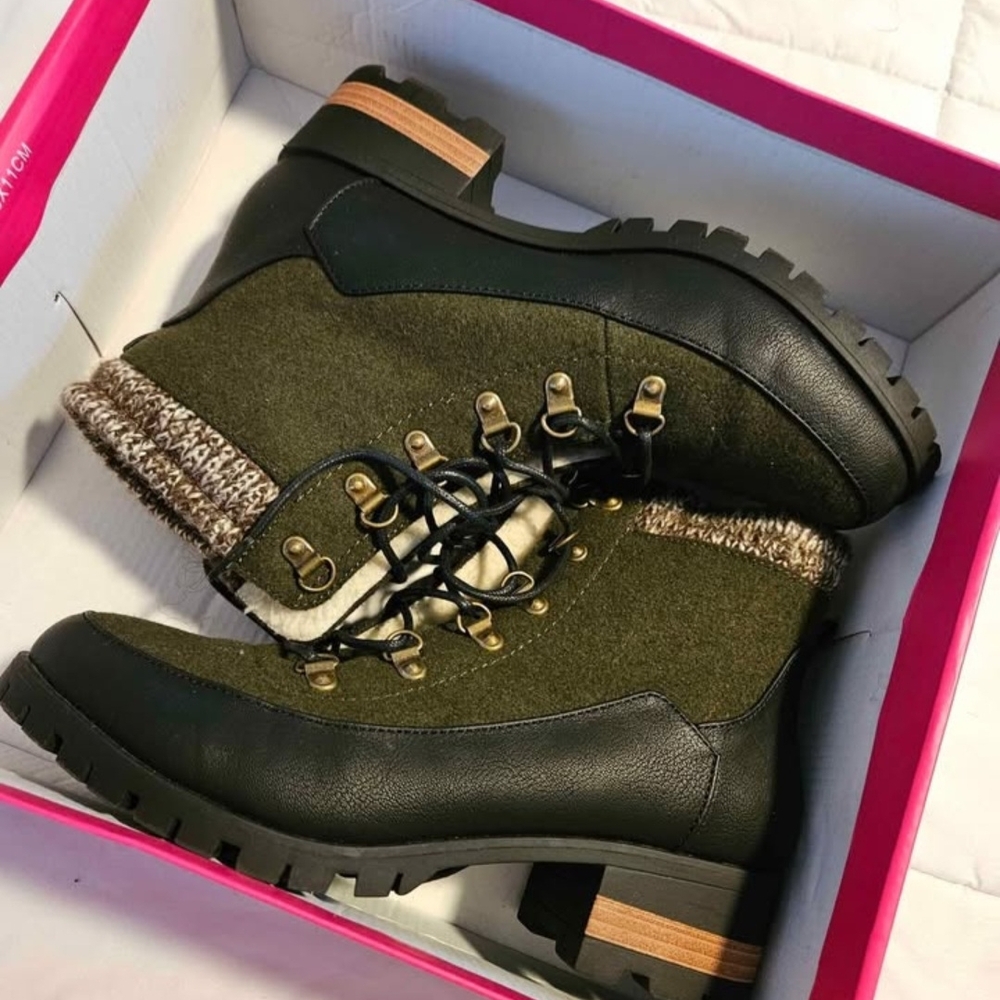 Women's Green and Black Ankle Boots